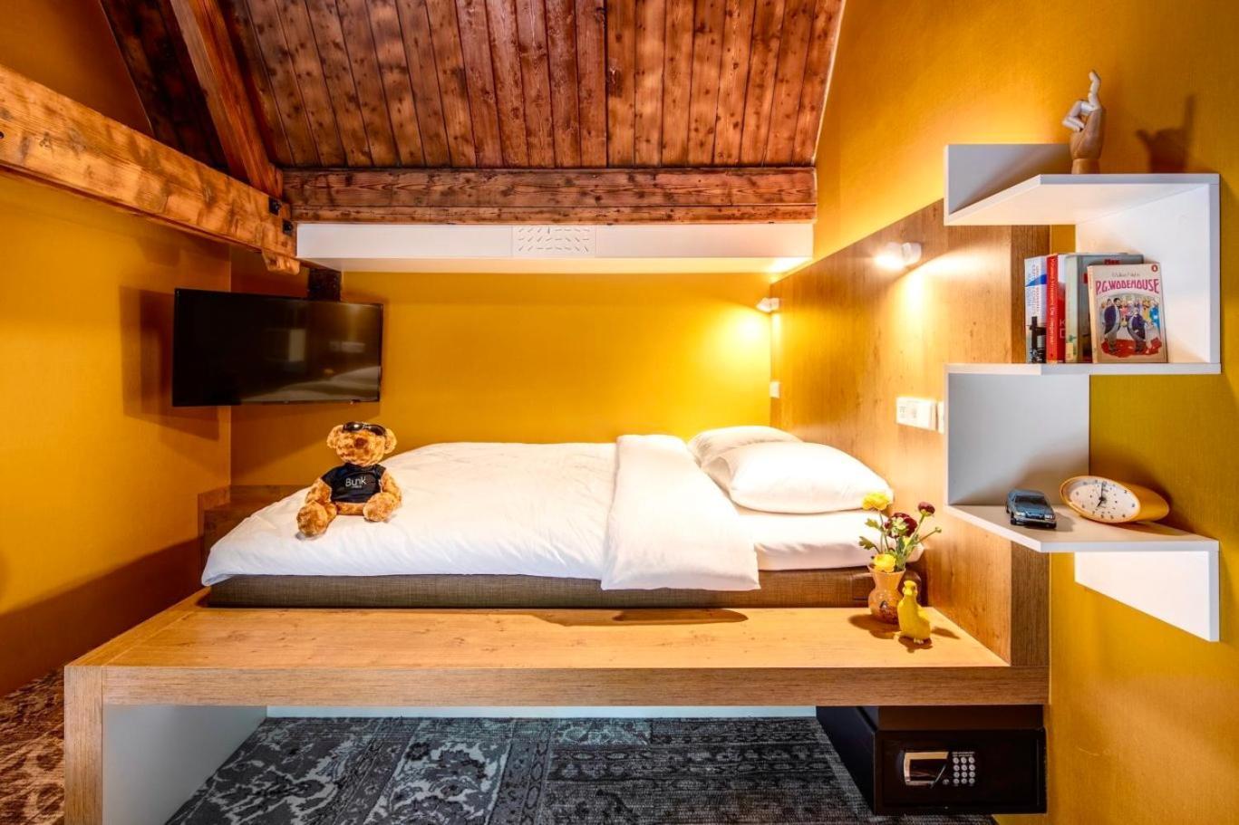 Bunk Hostel Amsterdam Zewnętrze zdjęcie