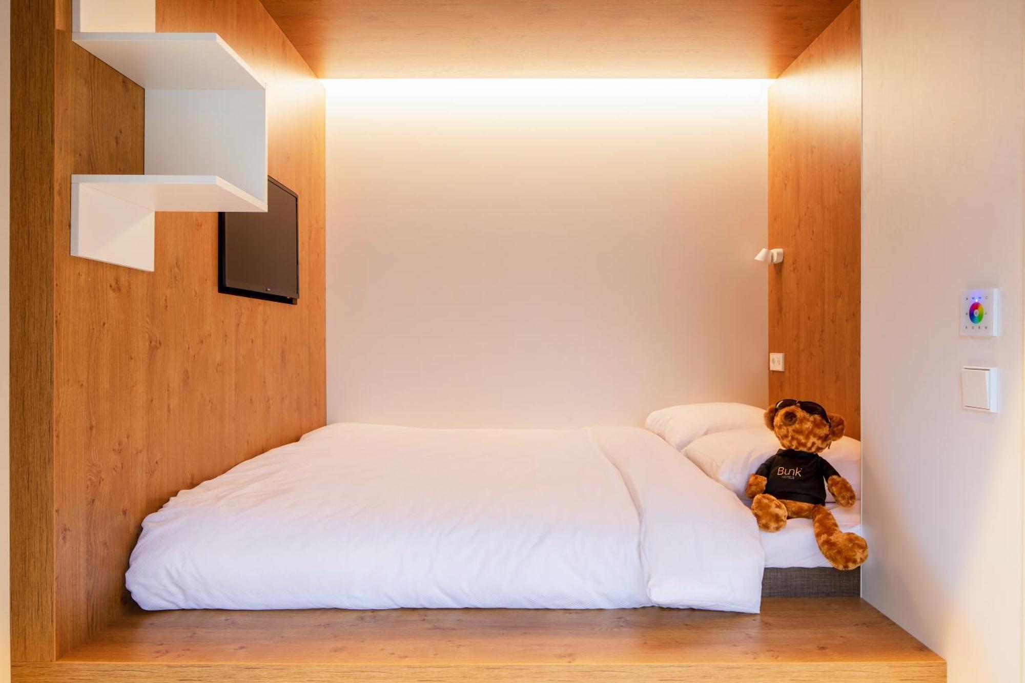 Bunk Hostel Amsterdam Zewnętrze zdjęcie