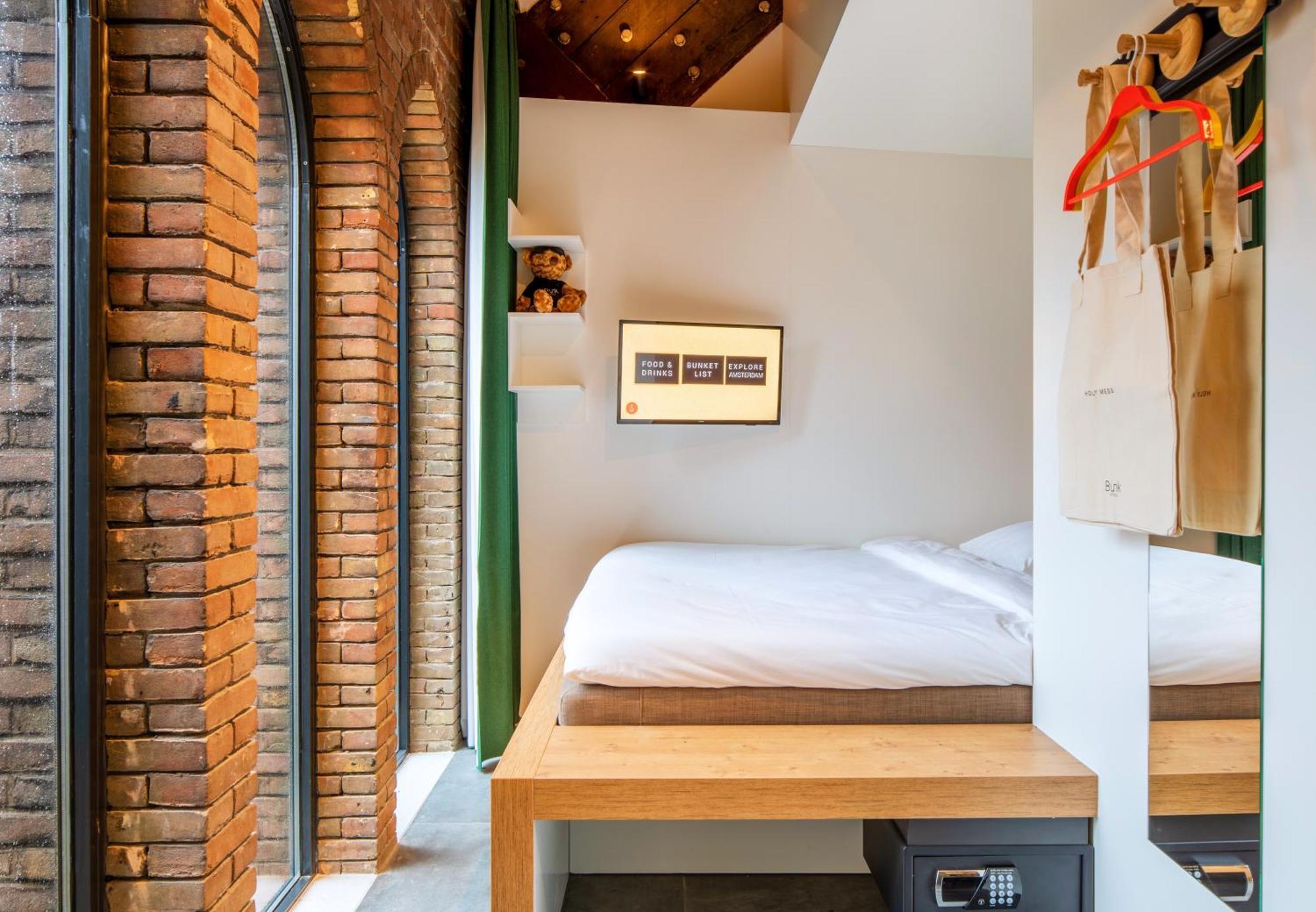 Bunk Hostel Amsterdam Zewnętrze zdjęcie